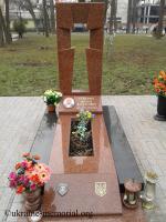 Могила Семанюка Василя Васильовича